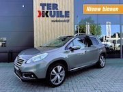 Peugeot 2008 - 1.2 PureTech Allure Pano / Trekhaak / Navi / Climate