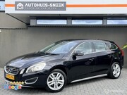 Volvo V60 - T3 Momentum Automaat | Navi | Cruise | Trekhaak