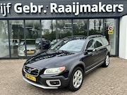 Volvo XC70 - 2.4 D5 Summum*Schuifdak*Leder*Xenon
