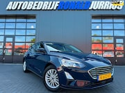 Ford Focus - 1.0 EcoBoost Hybrid Titanium X Business/NL.Auto/Carplay/Came