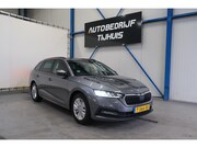 Skoda Octavia - Combi 1.0 e-TSI Ambition Automaat - N.A.P. Airco, Cruise, PD