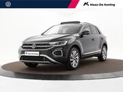 Volkswagen T-Roc - 1.5 TSI 150pk DSG Style · Panoramadak · Camera · P-Sensoren