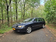 Volvo V70 - 2.4 Edition II Volvo V70 2.4 140pk 2003 Blauw | APK t/m 02-2