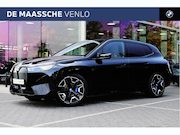 BMW iX - xDrive40 / Sportpakket / Panoramadak Sky Lounge / Trekhaak /