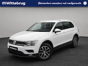 Volkswagen Tiguan - 1.5 TSI 130pk Comfortline Business / Navigatie / LM velgen 1