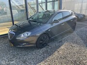 Lancia Delta - 1.4-16V Argento Panoramadak