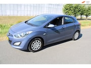 Hyundai i30 - 5 Drs 1.4i 5 Drs