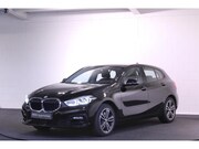 BMW 1-serie - 120i Sport Line | PDC | Stoelverwarming | Apple CarPlay