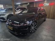 Volkswagen Golf - 2.0 TSI GTI Performance/ Pano/ Acc/ Virtual