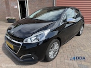 Peugeot 208 - 1.2 PureTech Executive | Clima · Cruise | Navi