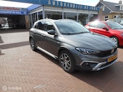 Fiat Tipo - 1.0 Cross TREKHAAK+METALLIC