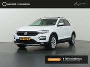 Volkswagen T-Roc - 1.0 TSI Style | Trekhaak | Panoramadak | Navigatie | PDC | D