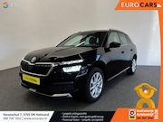 Skoda Kamiq - 1.0 TSI DSG Clever Panoramadak Trekhaak Navigatie Apple Carp