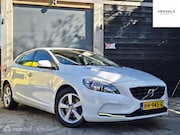 Volvo V40 - 1.6 T3 2015 Kinetic Camera, Cruise, Trekhaak