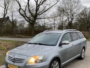 Toyota Avensis - Avansis 2.0 D4D Luna Business