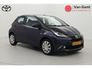 Toyota Aygo - 1.0 VVT-i x-play | Airco | Camera | Bluetooth