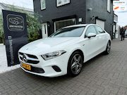 Mercedes-Benz A-klasse - 250 e /Apple CarPlay /18 inch AMG /Navigatie /Stoelverwarmin