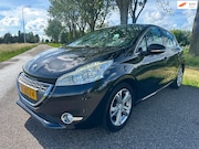 Peugeot 208 - 1.4 VTi Allure|pano|trekhaak|cruise control|95pk