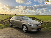 Kia ProCeed - 1.4 CVVT X-tra, Lees tekst