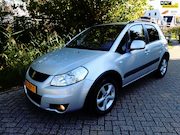 Suzuki SX4 - 1.6i 107pk Automaat Airco Trekhaak Hoge instap Historie