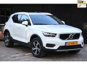 Volvo XC40 - 1.5 T3 Momentum Camera/Half-Leer/Parkeersensor v, a/Trekhaak