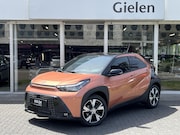 Toyota Aygo X - 1.5 Hybrid Pulse Easy pack | Cinnamon, Bi-Tone, Stoelverwarm