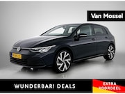 Volkswagen Golf - 1.5 eTSI R-Line Business 150 PK | Automaat | Camera | Naviga