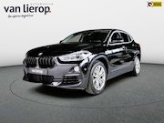 BMW X2 - SDrive18i LEDER | AUTOMAAT | SFEERVERLICHTING