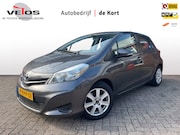 Toyota Yaris - 1.3 VVT-i Aspiration Automaat, Trekhaak. Cruise, Camera, All