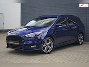 Ford Focus - 2.0 ST-3 250pk, Recaro, Sync, Navigatie
