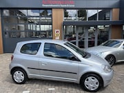 Toyota Yaris - 1.0 16v VVT-i Linea Terra 3-drs +