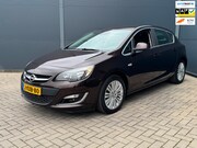 Opel Astra - 1.4 Turbo Sport / Navi / Nap