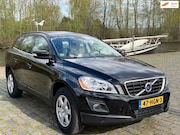 Volvo XC60 - 2.4D AWD Momentum Automaat 1e eigenaar airco cruis control c