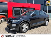 Volkswagen T-Roc - 1.0 TSI Style Business / CarPlay