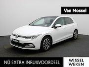 Volkswagen Golf - 1.0 eTSI Life | Automaat | Panorama dak | Virtual cockpit |