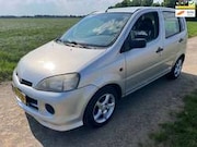 Daihatsu Young RV - 1.3-16V XTi | GOED LEZEN |