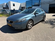Volvo V40 - 1.6 D2 Momentum bj 2013 Leather Pano Navi Clima