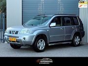 Nissan X-Trail - 2.5 Sport Outdoor 4x4 AUTOMAAT / CLIMA / NAVI