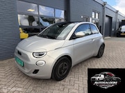 Fiat 500e - Giorgio Armani 42 kWh 118 PK Airco Navi Pano Leder