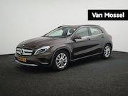 Mercedes-Benz GLA-Klasse - 200 Ambition | AUTOMAAT | TREKHAAK | LEDER | NAVIGATIE | STO
