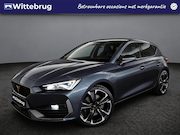 CUPRA Leon - 1.4 e-Hybrid 245PK VZ Performance / Achteruitrijcamera / Stu