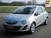 Opel Corsa - 1.2-16V Edition AUTOMAAT