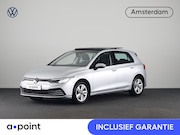 Volkswagen Golf - 1.5 TSI Life 130PK | Panoramadak | Navigatie | Wegklapbare t