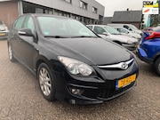 Hyundai i30 - 1.4i i-Motion KOOPJE € 3450.- 2011 5 drs. 1 JR. APK