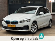 BMW 2-serie Active Tourer - 225xe iPerformance | SOH 85% | Trekhaak | All season banden