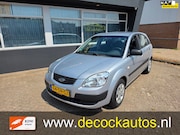 Kia Rio - 1.4 L/TREKHAAK