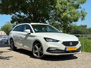 Seat Leon - Sportstourer 2.0 TDI | BTW | NAP | Digi dash + Carplay nu €1