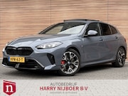 BMW 1-serie - 120 M Sport Pro Shadow-Line Panoramadak / Sportstoelen / afn