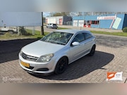 Opel Astra - 1.6 Executive