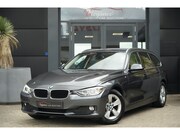 BMW 3-serie - Touring 320d 164pk Navigatie/Stoelverwarming/PDC